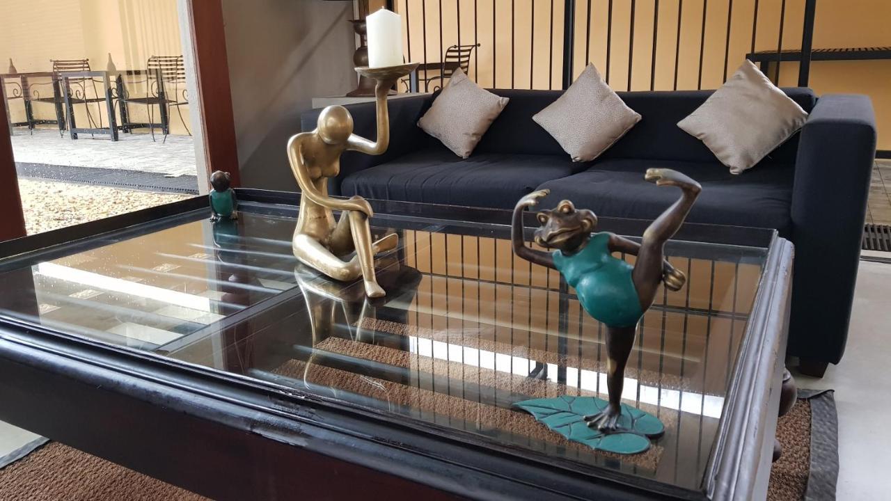 Om Shambhala Bed and Breakfast Κολόμπο Εξωτερικό φωτογραφία