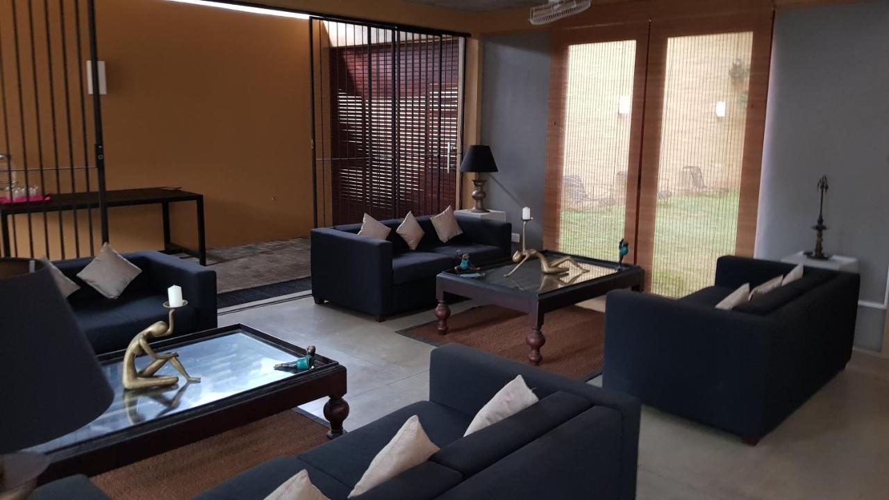 Om Shambhala Bed and Breakfast Κολόμπο Εξωτερικό φωτογραφία
