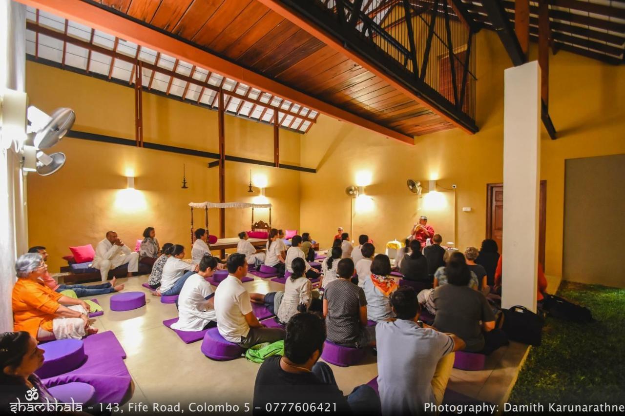 Om Shambhala Bed and Breakfast Κολόμπο Εξωτερικό φωτογραφία